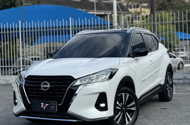 NISSAN KICKS ADVANCE 2024 