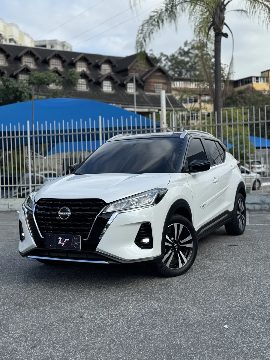 NISSAN KICKS ADVANCE 2024 